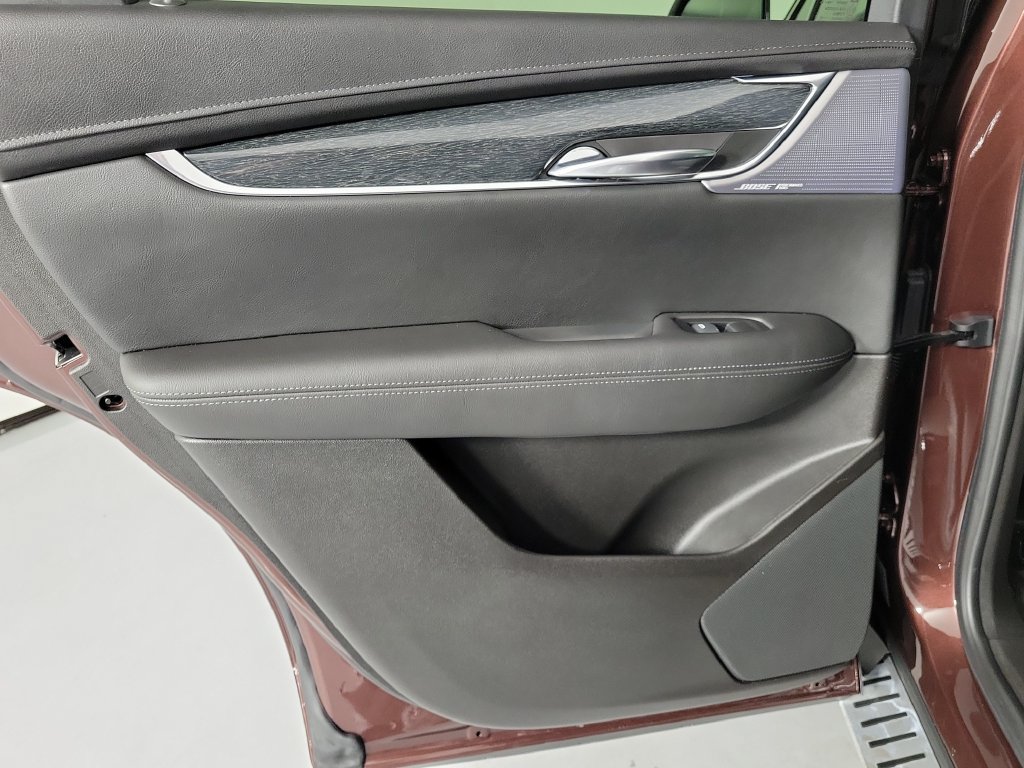 Certified 2022 Cadillac XT5 Premium Luxury w/ Technology Package FWD image 14