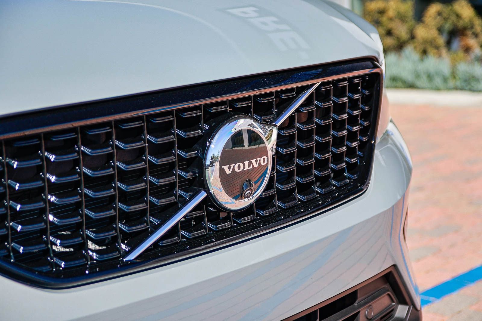 Certified 2026 Volvo XC40 B5 Ultra w/ Climate Package image 12