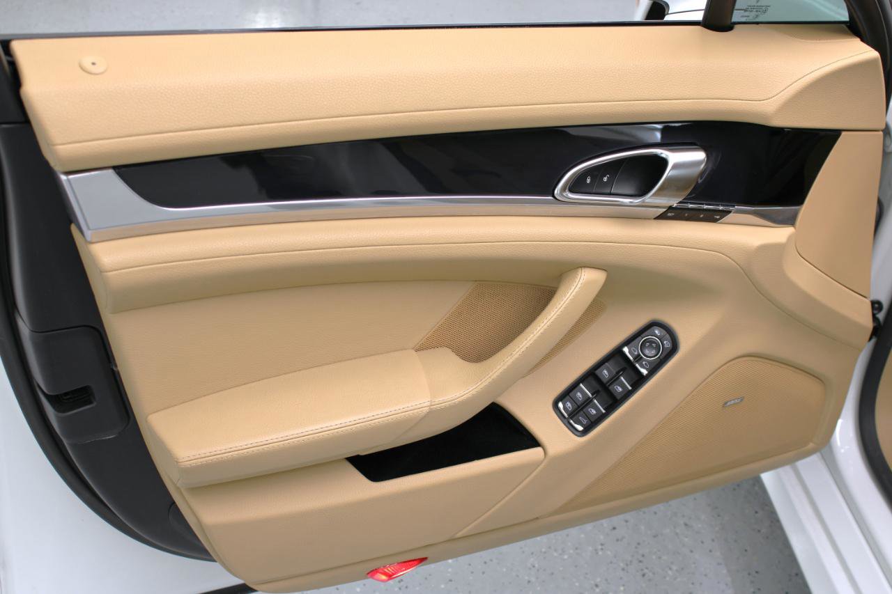 Used 2016 Porsche Panamera Edition image 37