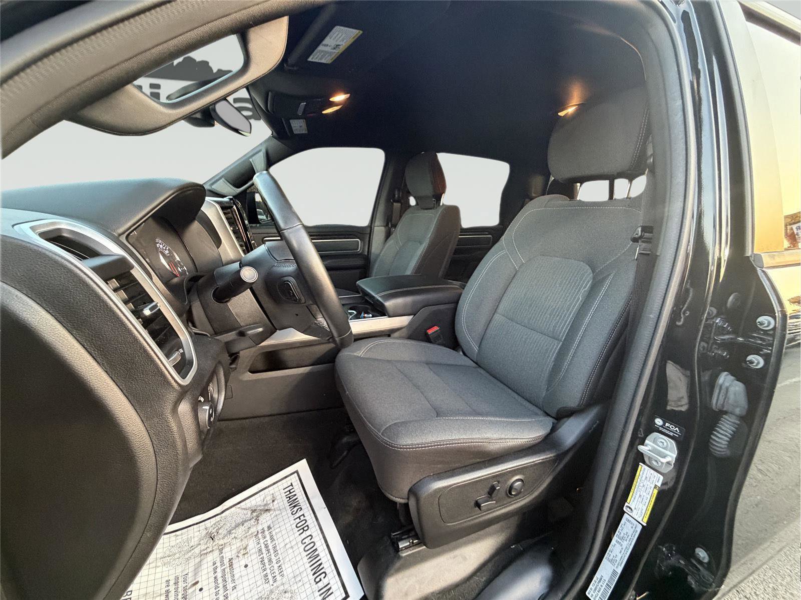 Used 2023 RAM 1500 Big Horn AWD/4WD image 12