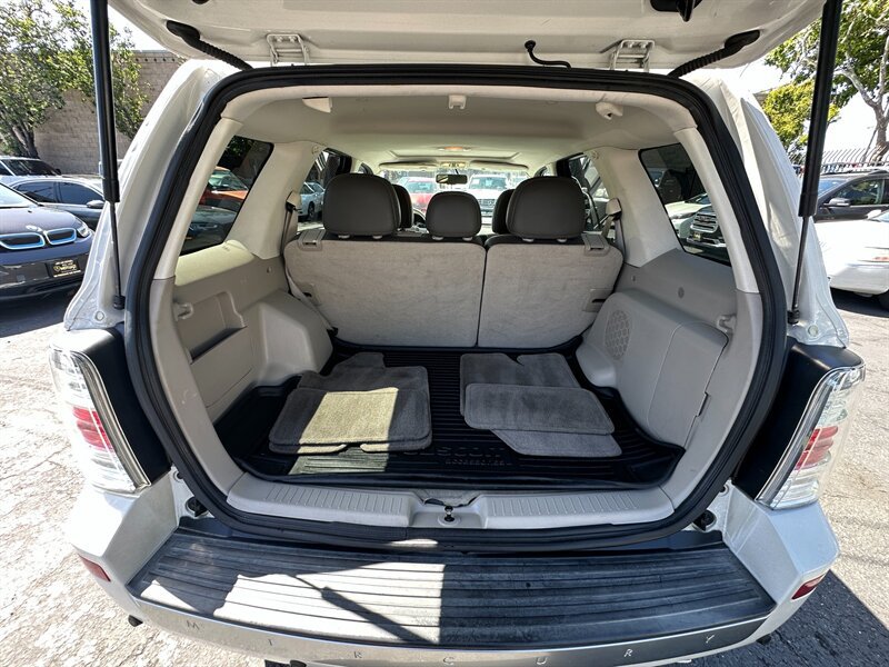 Used 2011 Mercury Mariner Premier w/ 203A Rapid Spec Order Code FWD image 11