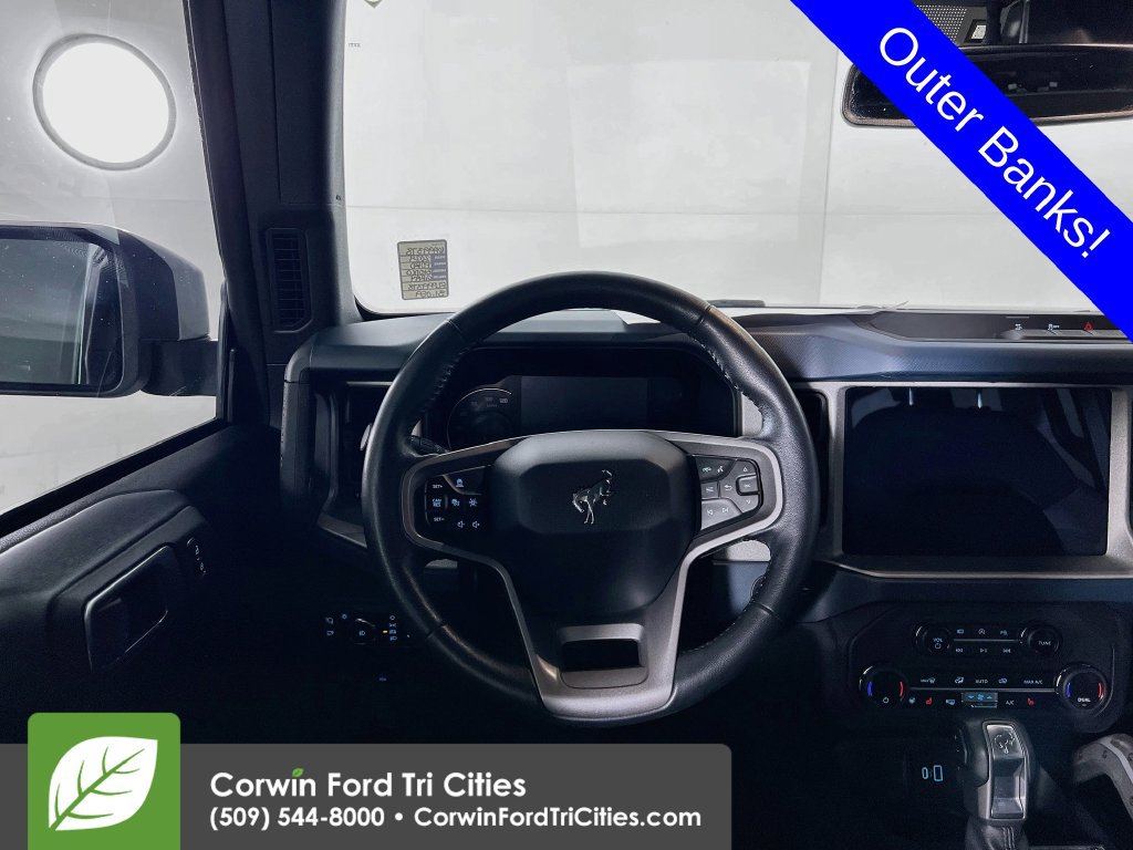 Used 2024 Ford Bronco Outer Banks AWD/4WD image 25
