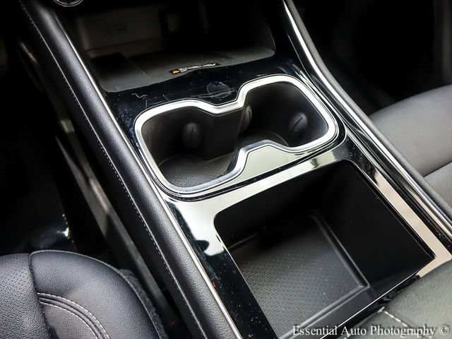 Certified 2025 Chevrolet Traverse LT AWD/4WD image 19