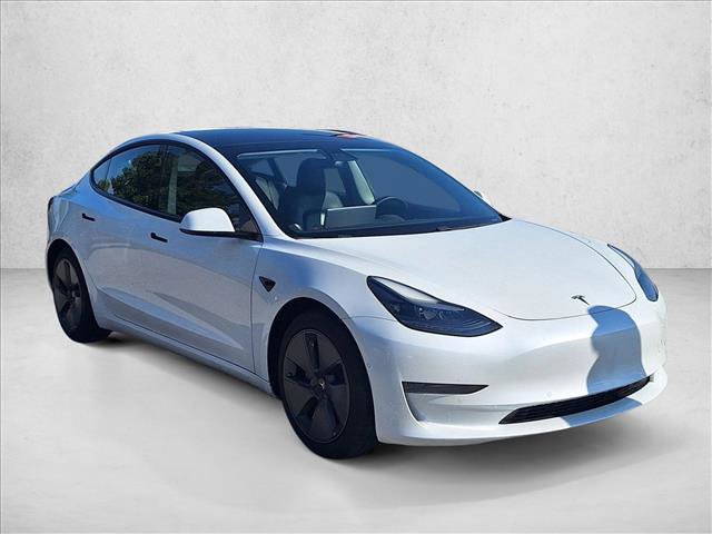 Used 2021 Tesla Model 3 Standard Range Plus image 3
