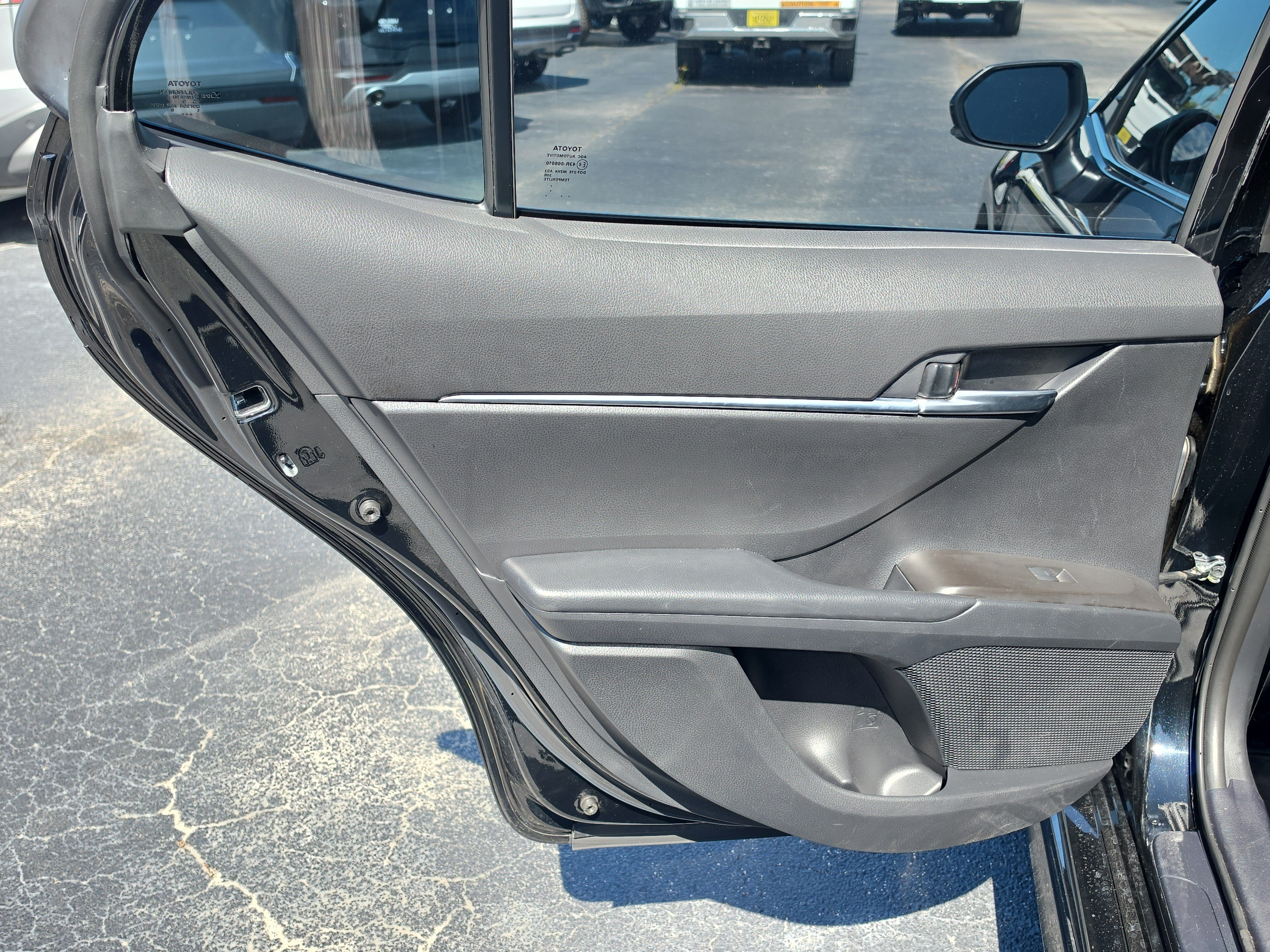Used 2024 Toyota Camry SE FWD image 13