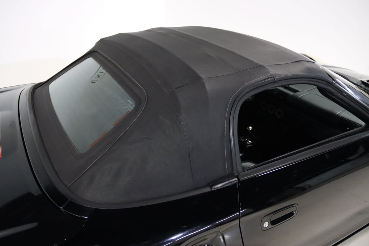Used 2004 Toyota MR2 RWD image 79