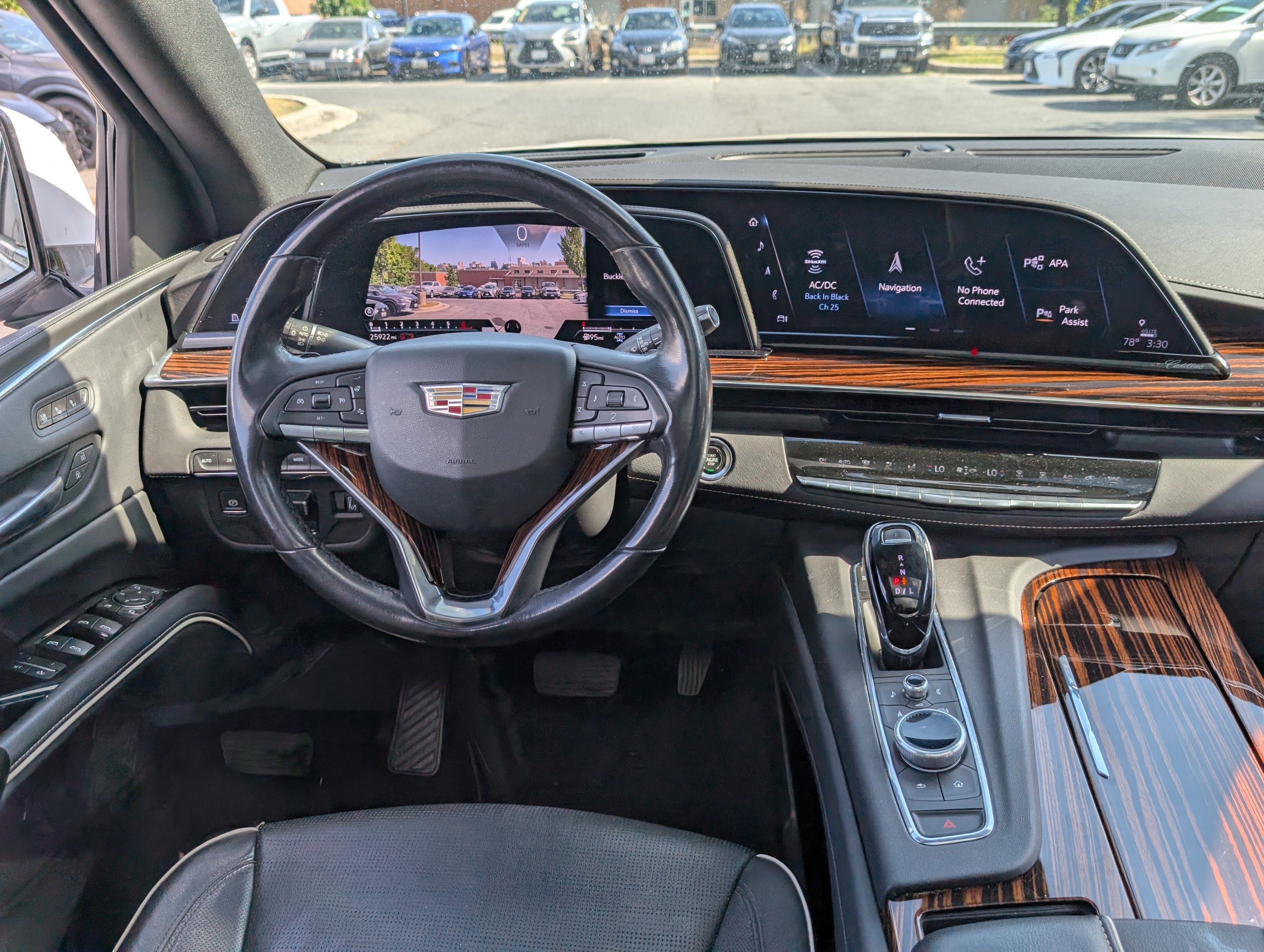 Used 2021 Cadillac Escalade ESV Premium Luxury w/ Performance Package image 18