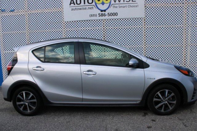 Used 2018 Toyota Prius C One image 5