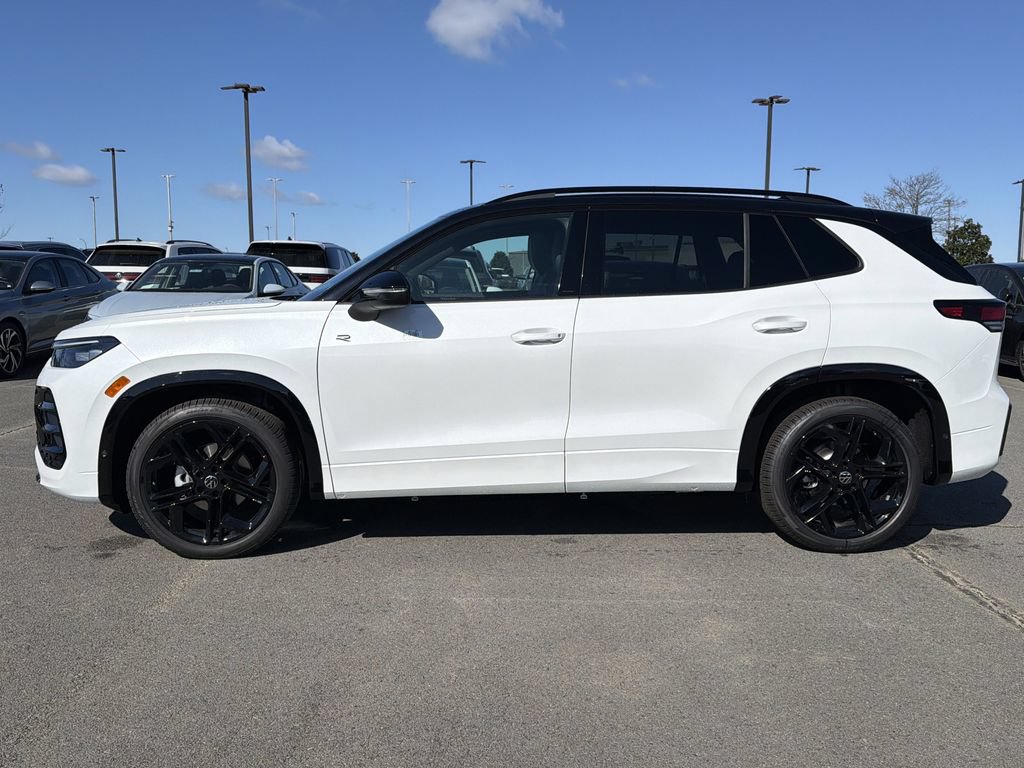 New 2026 Volkswagen Tiguan SE R-Line FWD image 2