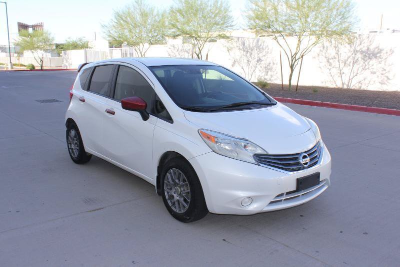 Used 2016 Nissan Versa Note SV FWD image 3