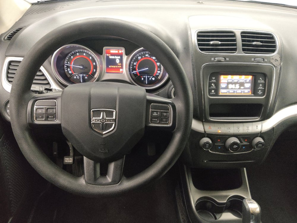Used 2019 Dodge Journey SE FWD image 22