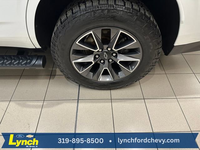Used 2021 Chevrolet Tahoe Z71 w/ Z71 Signature Package image 33