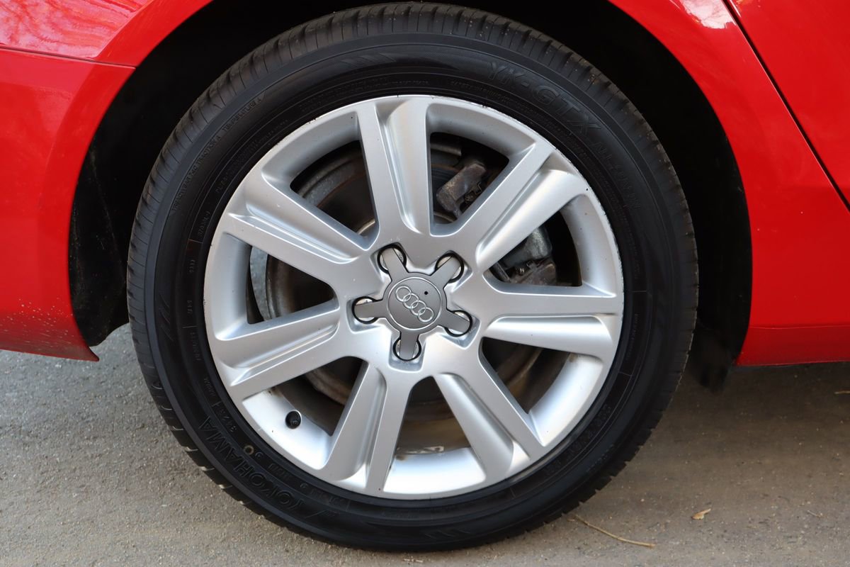 Used 2011 Audi A4 2.0T Premium image 40