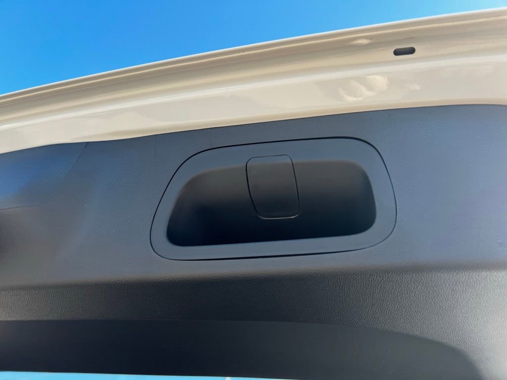 New 2026 Chevrolet Trax ACTIV w/ Sunroof Package image 15