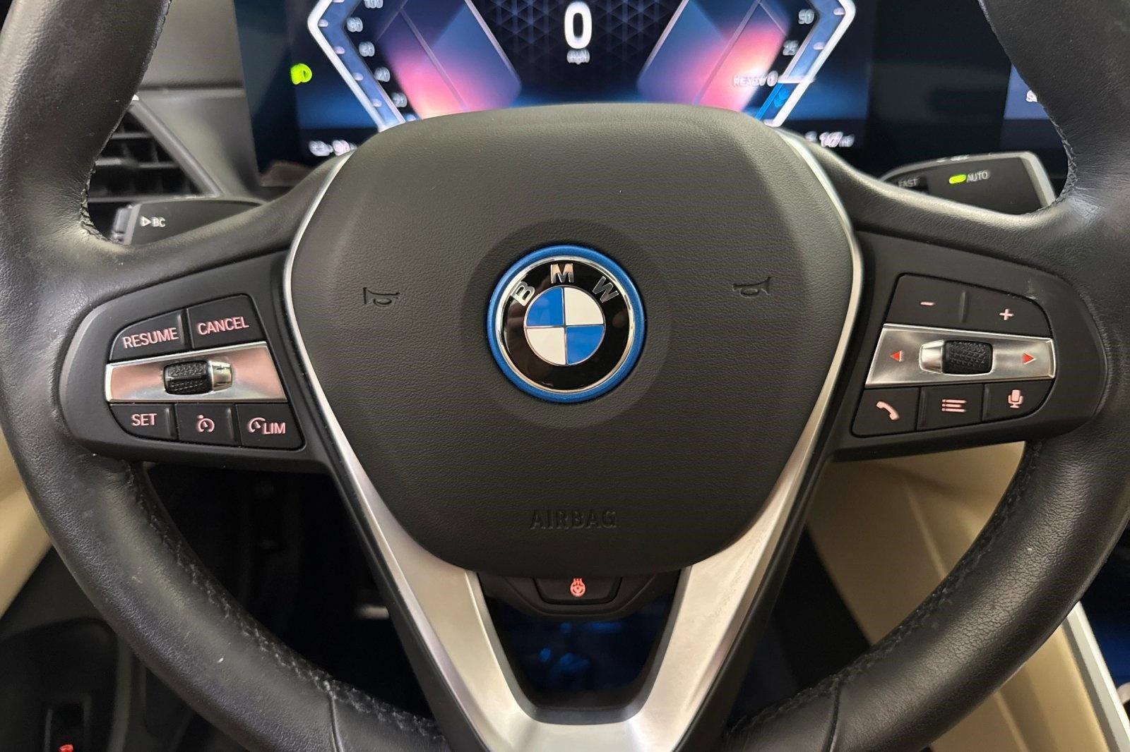 Certified 2023 BMW i4 eDrive35 w/ Premium Package RWD image 17