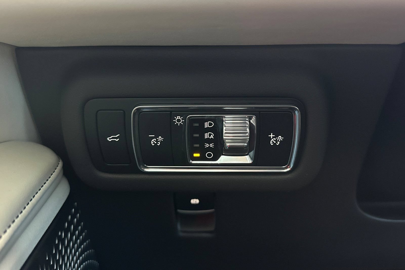 Used 2024 Lincoln Nautilus Black Label AWD/4WD image 28