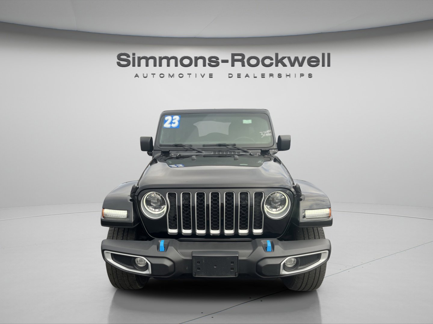 Used 2023 Jeep Wrangler Sahara w/ Cold Weather Group image 2