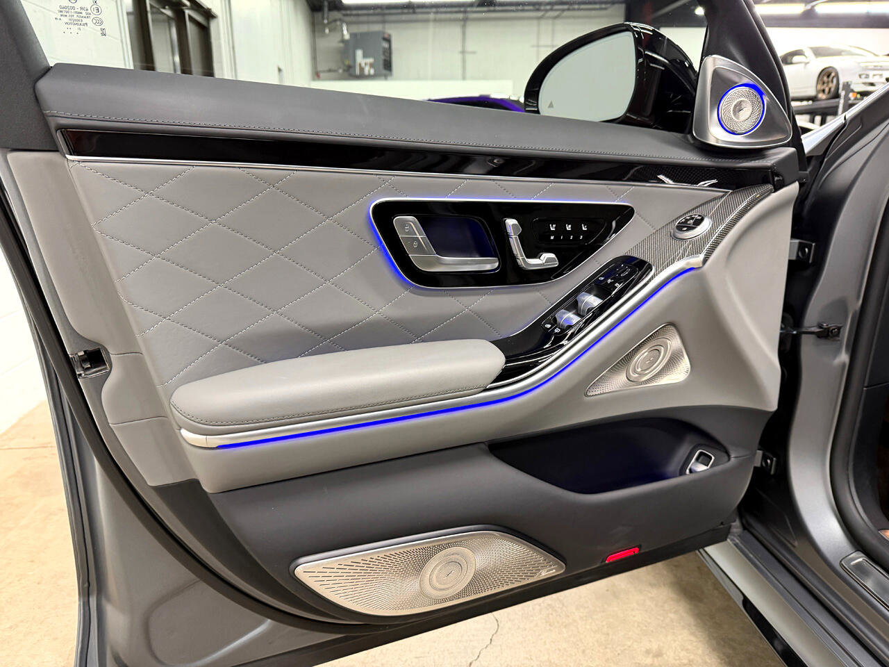 Used 2022 Mercedes-Benz S 580 4MATIC Sedan image 9