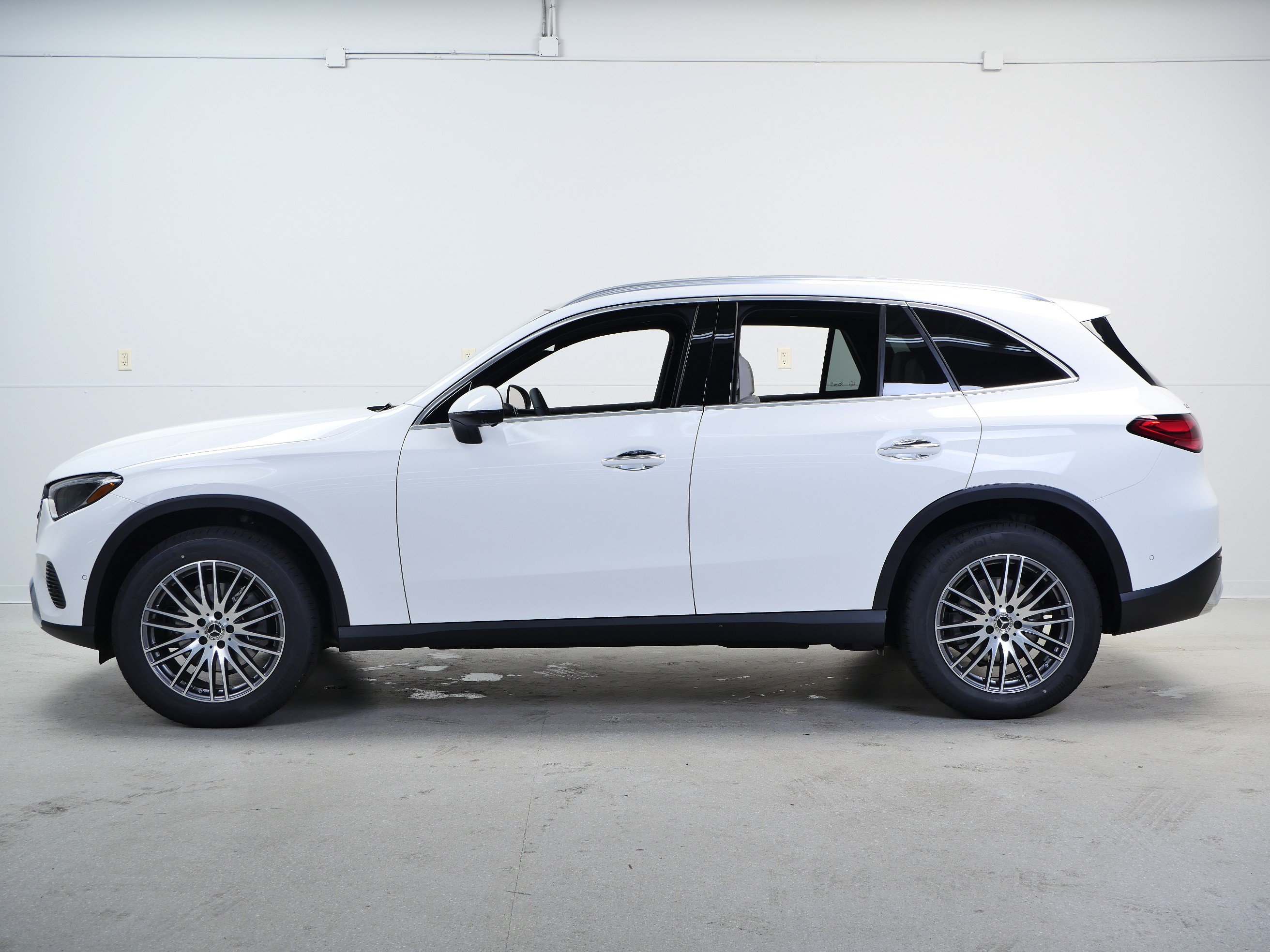 New 2026 Mercedes-Benz GLC 300 4MATIC image 5