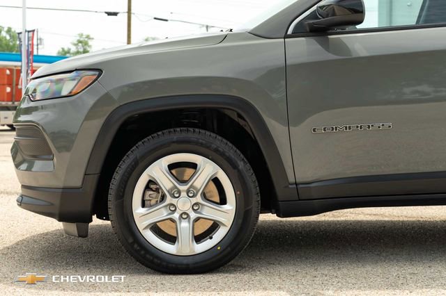 Used 2023 Jeep Compass Sport AWD/4WD image 11