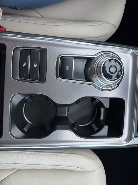 Certified 2024 Ford Edge Titanium image 22