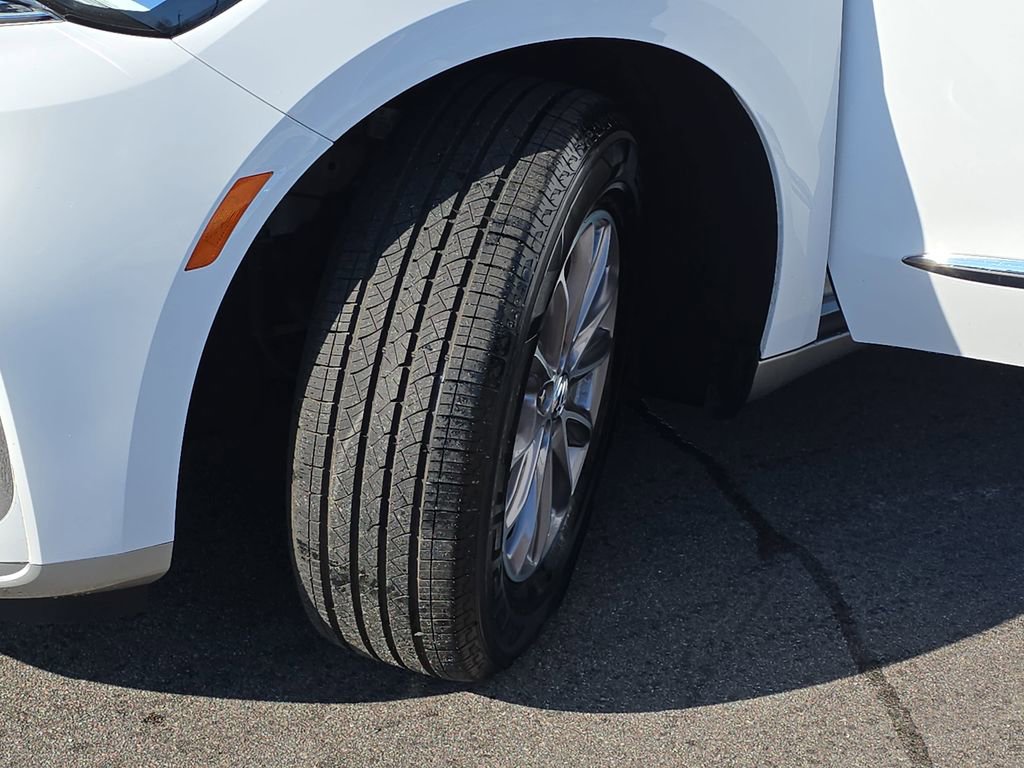 Used 2024 Buick Enclave Premium image 36