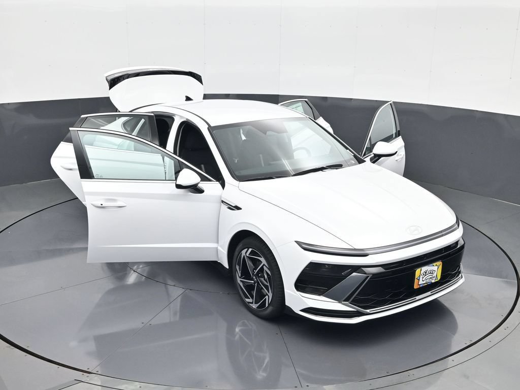 New 2026 Hyundai Sonata SEL FWD image 29