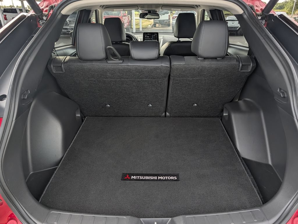 Used 2025 Mitsubishi Eclipse Cross SE AWD/4WD image 28