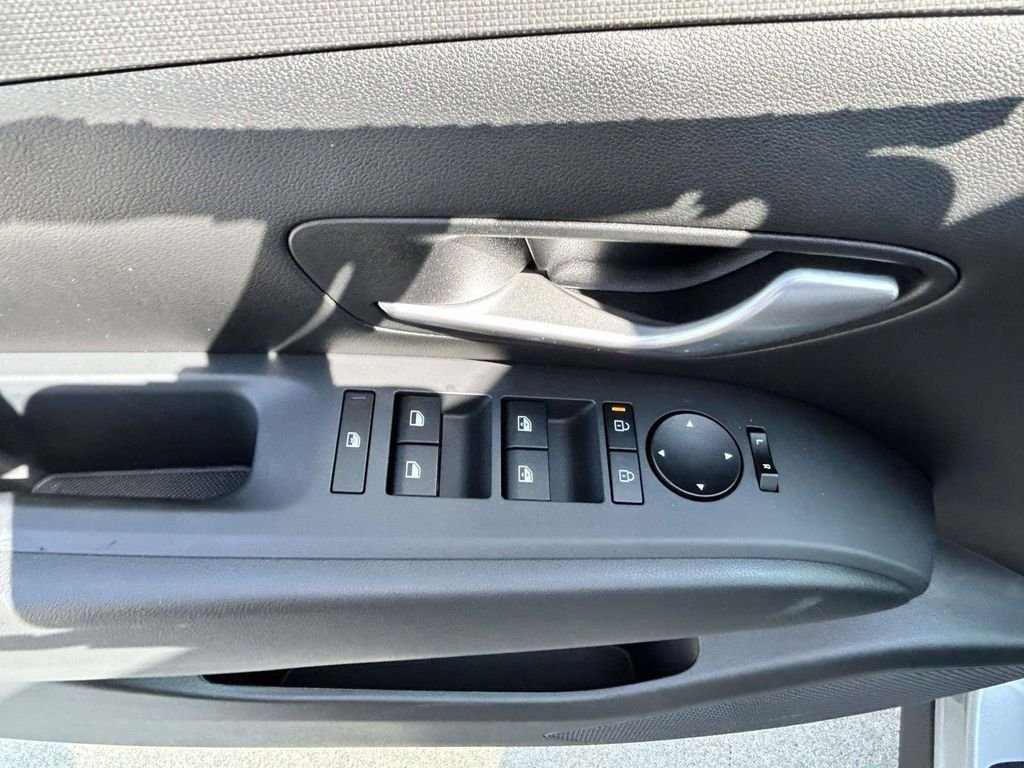 New 2026 Hyundai Tucson SEL FWD image 16