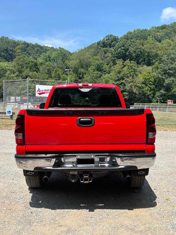 Used 2005 Chevrolet Silverado 1500 LS w/ Light Duty Power Package image 9