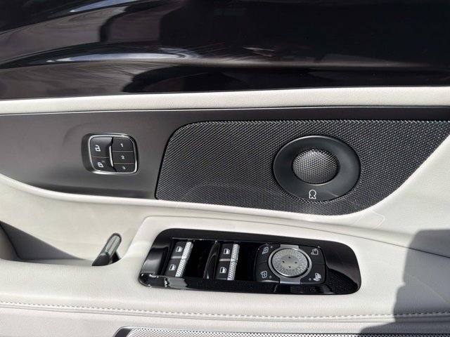 New 2026 Lincoln Nautilus Premier w/ Equipment Group 102A AWD/4WD image 10
