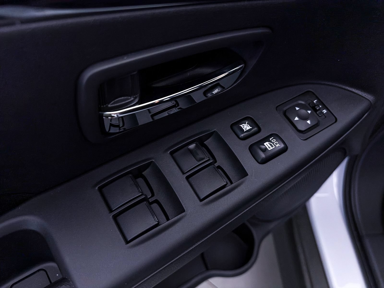 New 2026 Mitsubishi Outlander Sport ES AWD/4WD image 8