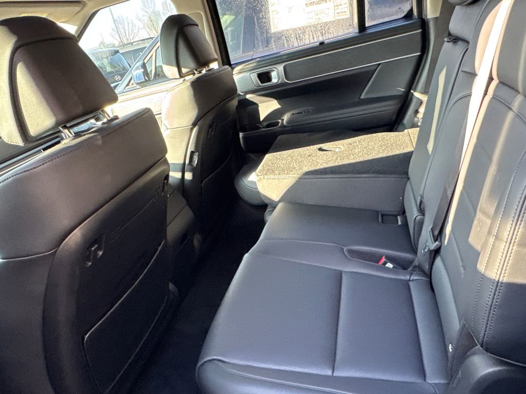 New 2026 Hyundai Santa Fe Limited image 9