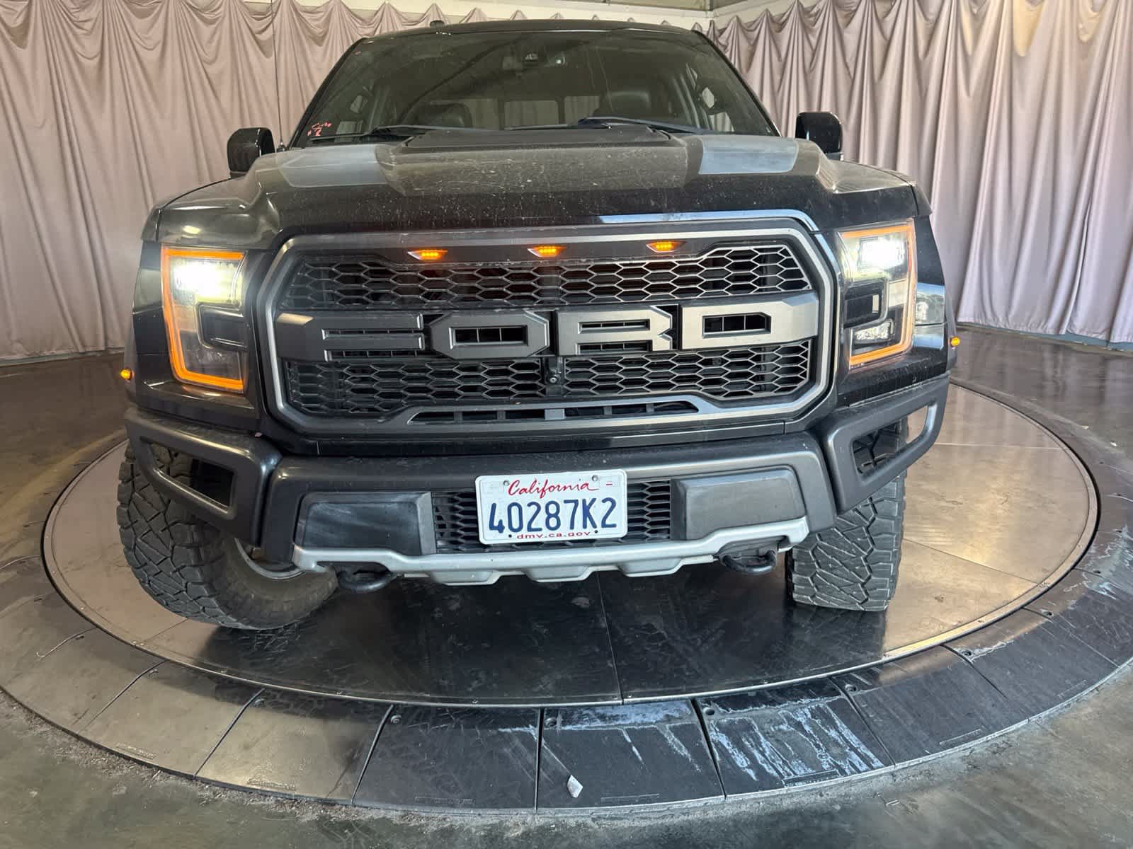 Used 2018 Ford F150 Raptor w/ Equipment Group 802A Luxury AWD/4WD image 2