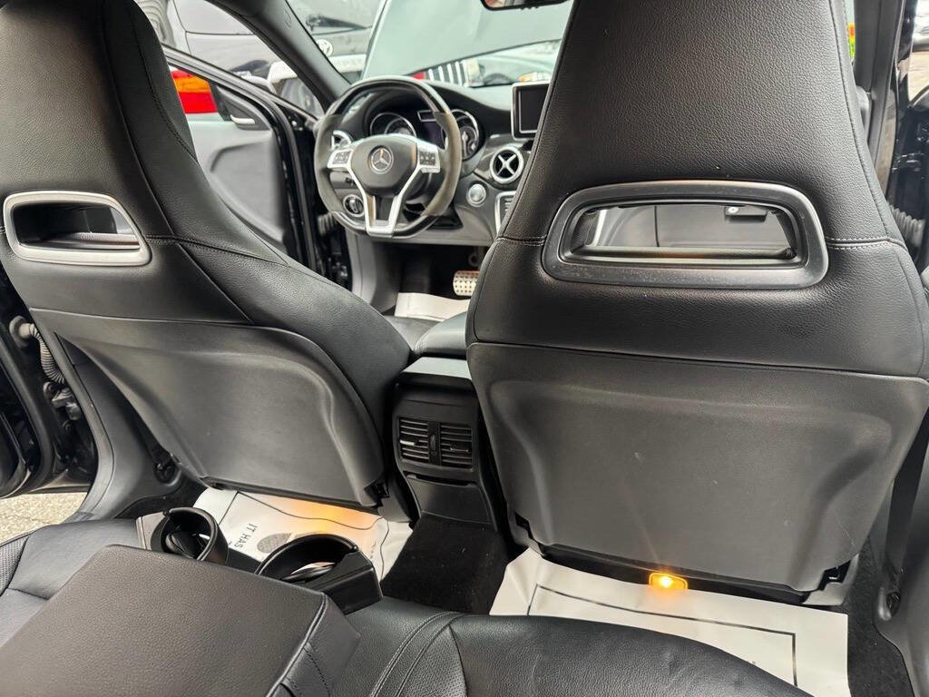 Used 2015 Mercedes-Benz GLA 45 AMG 4MATIC w/ Multimedia Package image 26