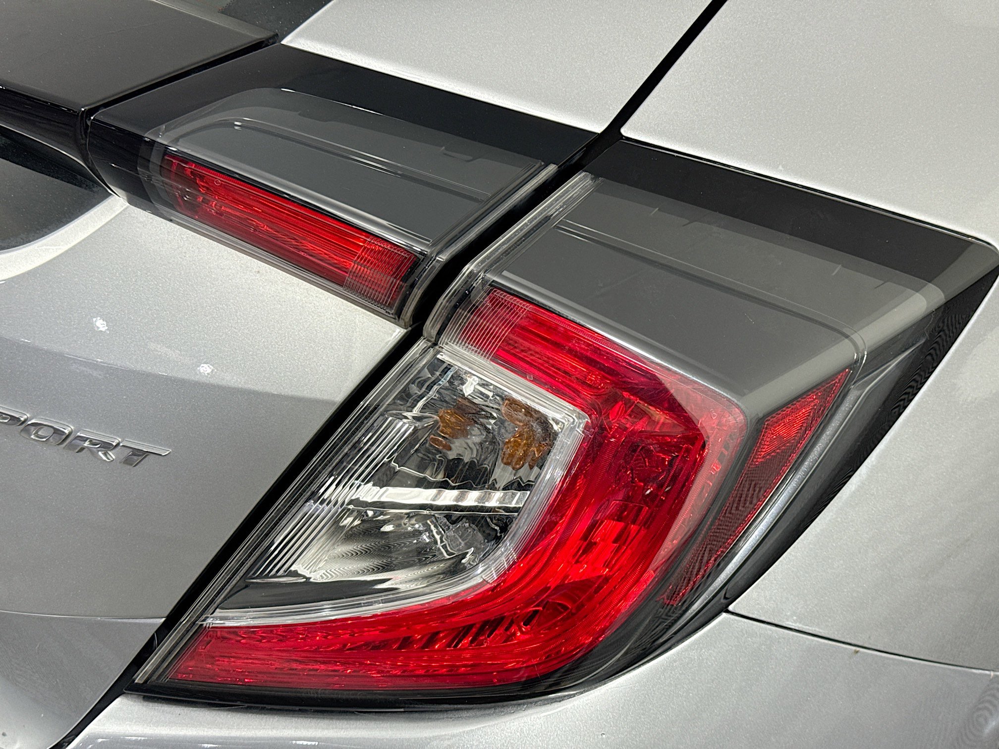 Used 2018 Honda Civic Sport image 32