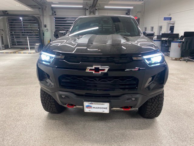 New 2026 Chevrolet Colorado ZR2 w/ Technology Package AWD/4WD image 2