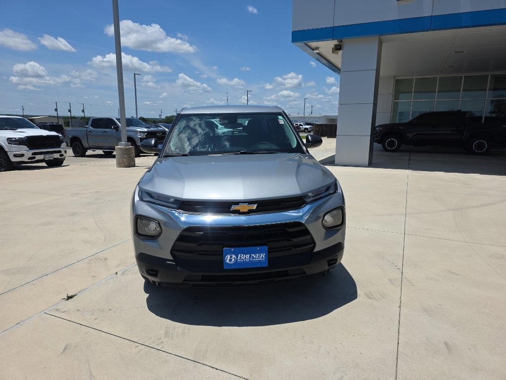 Certified 2023 Chevrolet TrailBlazer LS FWD image 2