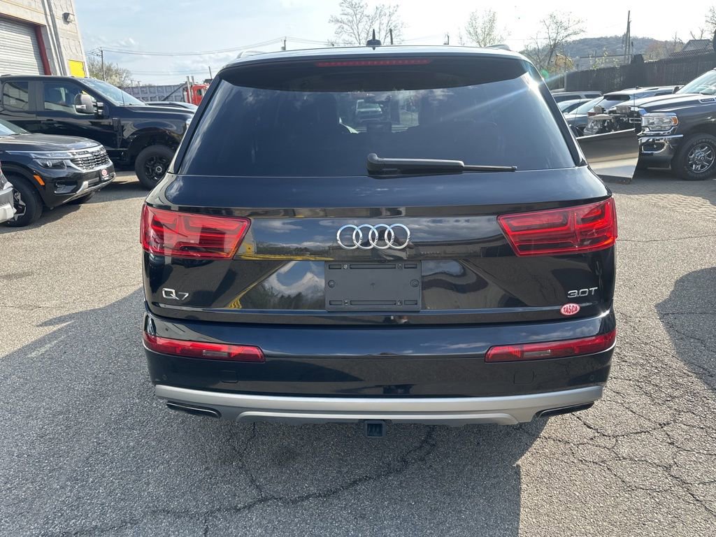 Used 2018 Audi Q7 3.0T Premium Plus w/ Premium Plus Package image 5