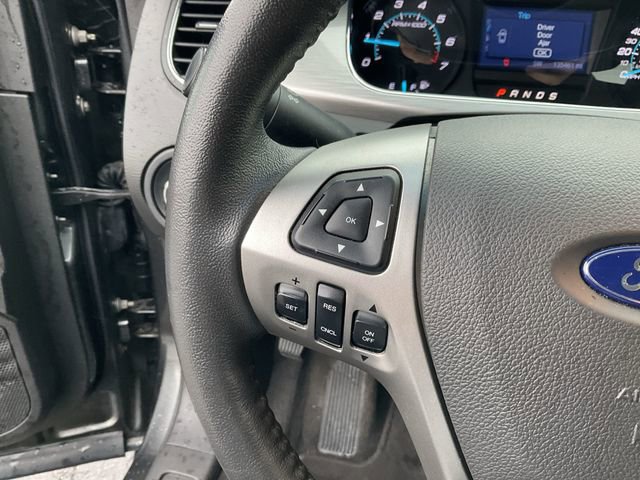 Used 2018 Ford Taurus SEL image 19