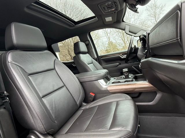 Used 2025 Chevrolet Silverado 1500 RST w/ Convenience Package II image 15