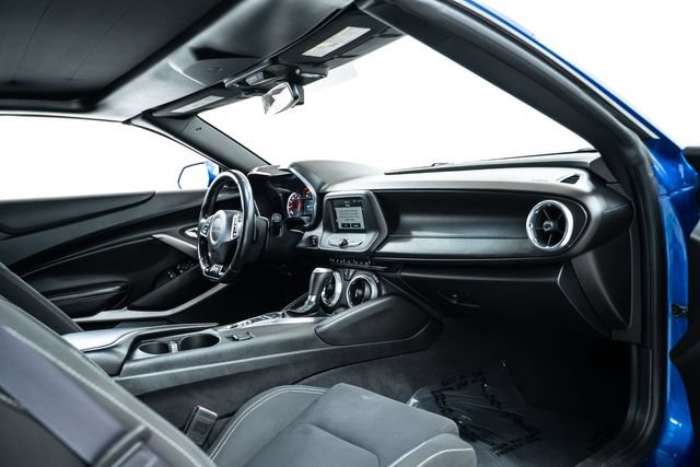 Used 2017 Chevrolet Camaro LT RWD image 20
