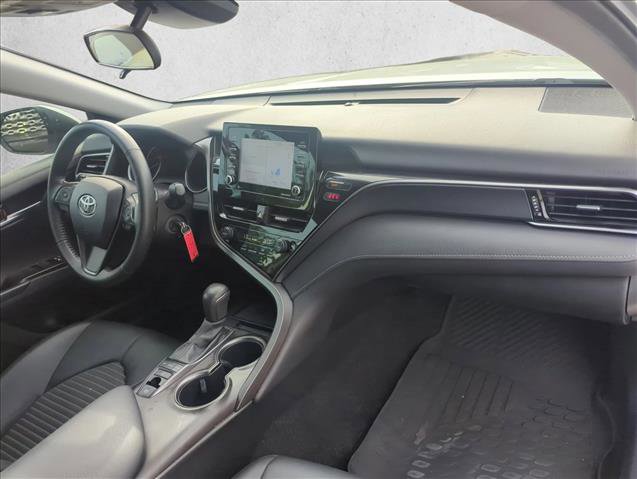 Certified 2022 Toyota Camry SE AWD/4WD image 24