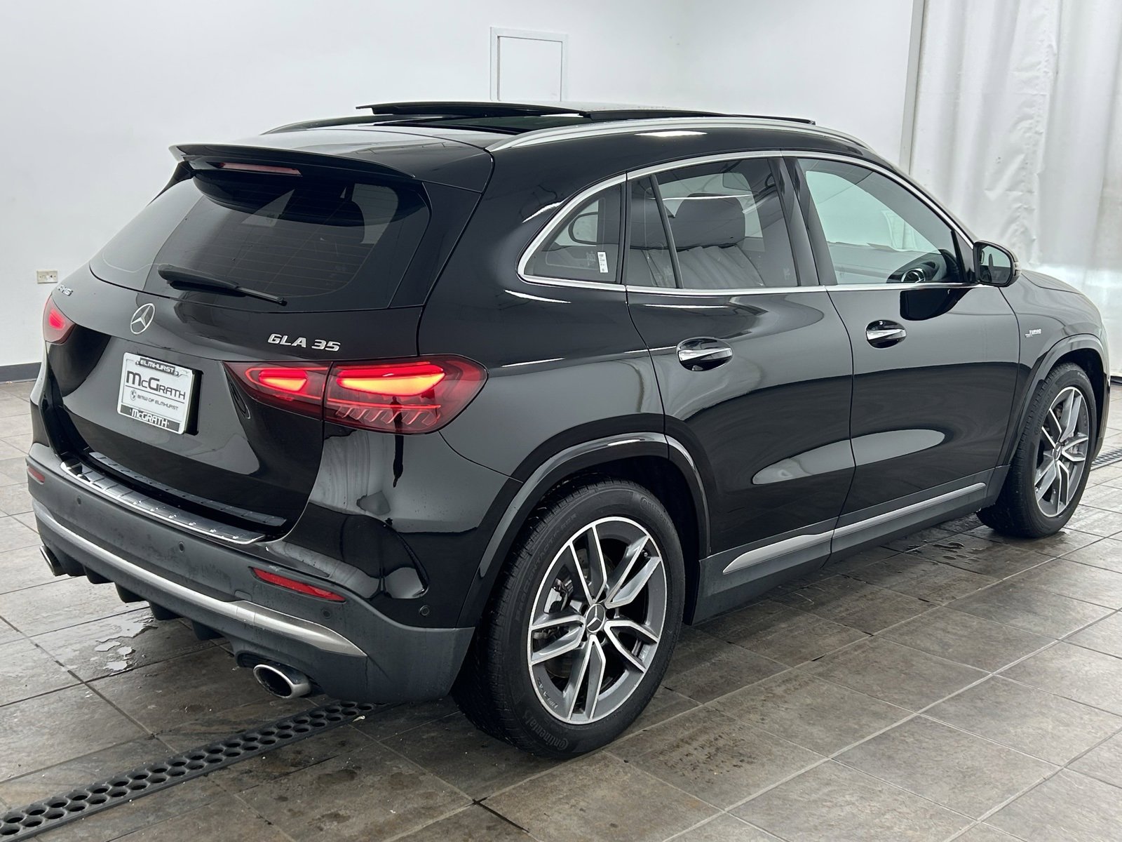 Used 2024 Mercedes-Benz GLA 35 AMG GLA 35 AMG image 6