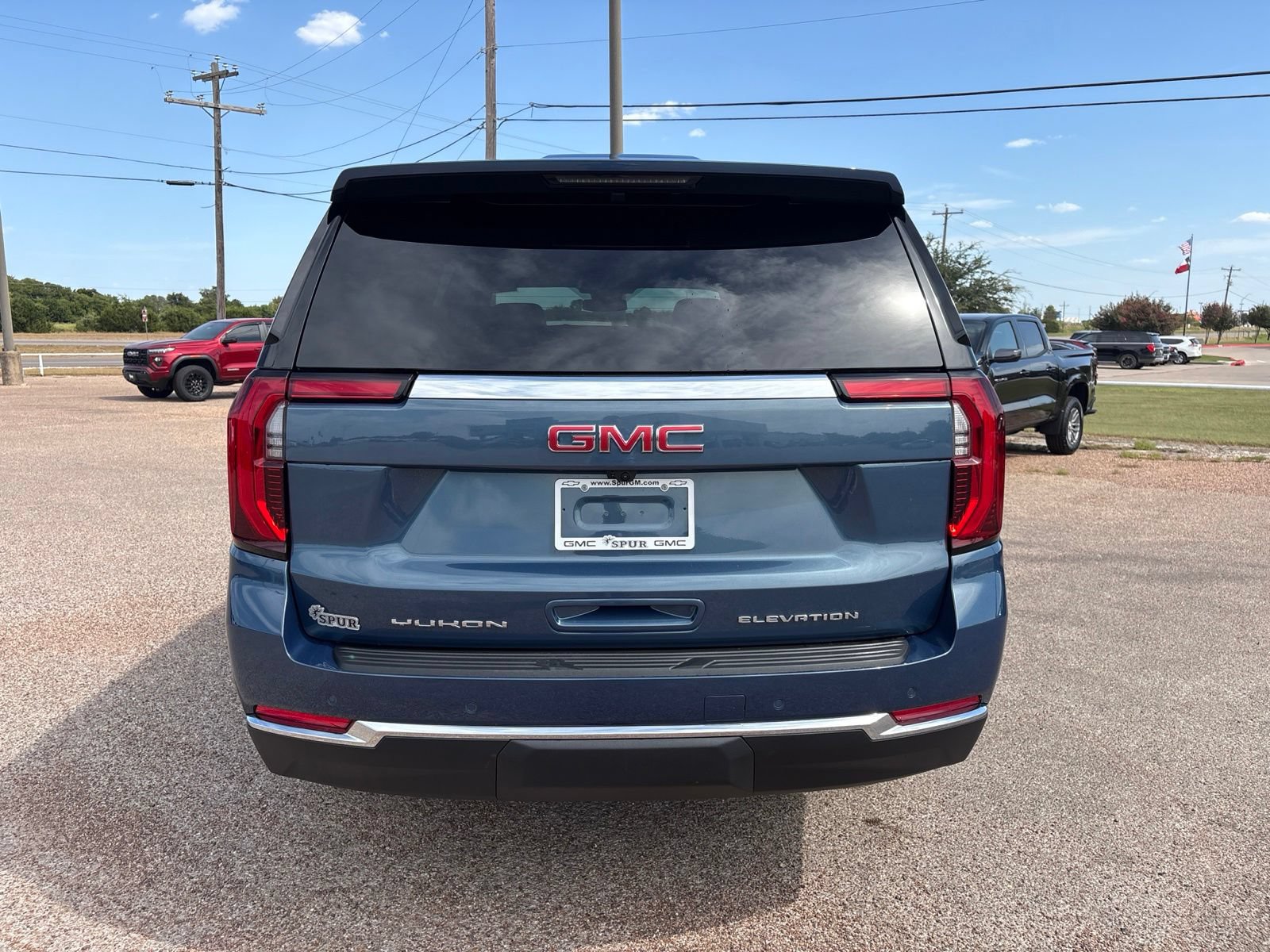 New 2026 GMC Yukon XL Elevation w/ LPO, Floor Liner Package AWD/4WD image 5