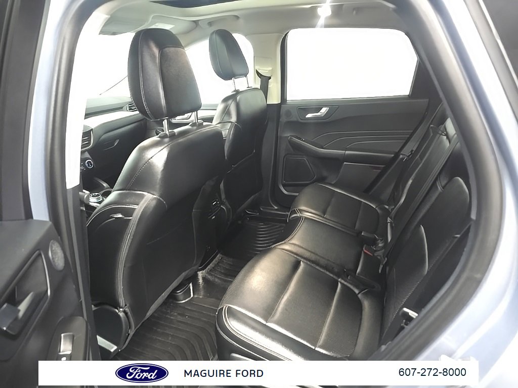 Used 2022 Ford Escape SEL w/ Technology Package image 31