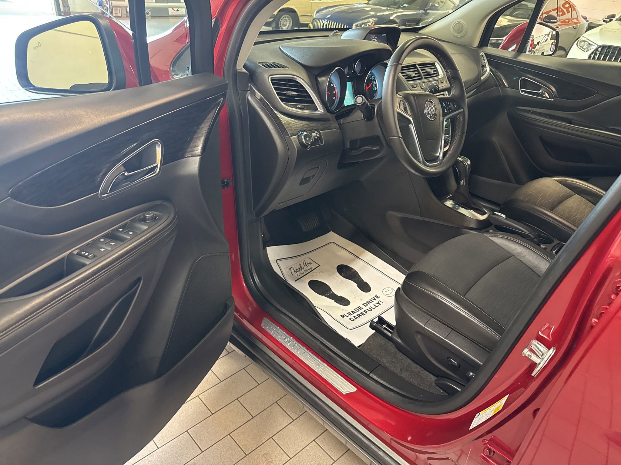 Used 2015 Buick Encore Convenience FWD image 13