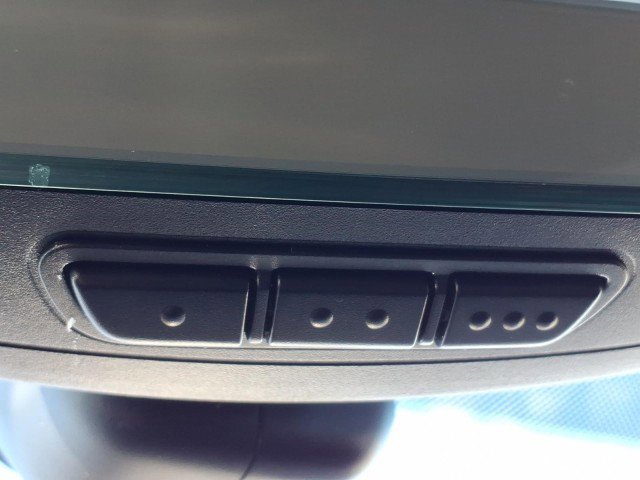 Certified 2023 Volkswagen Taos SEL image 16