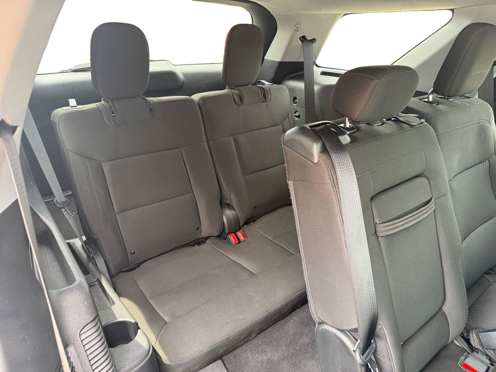 Used 2022 Ford Explorer XLT AWD/4WD image 25