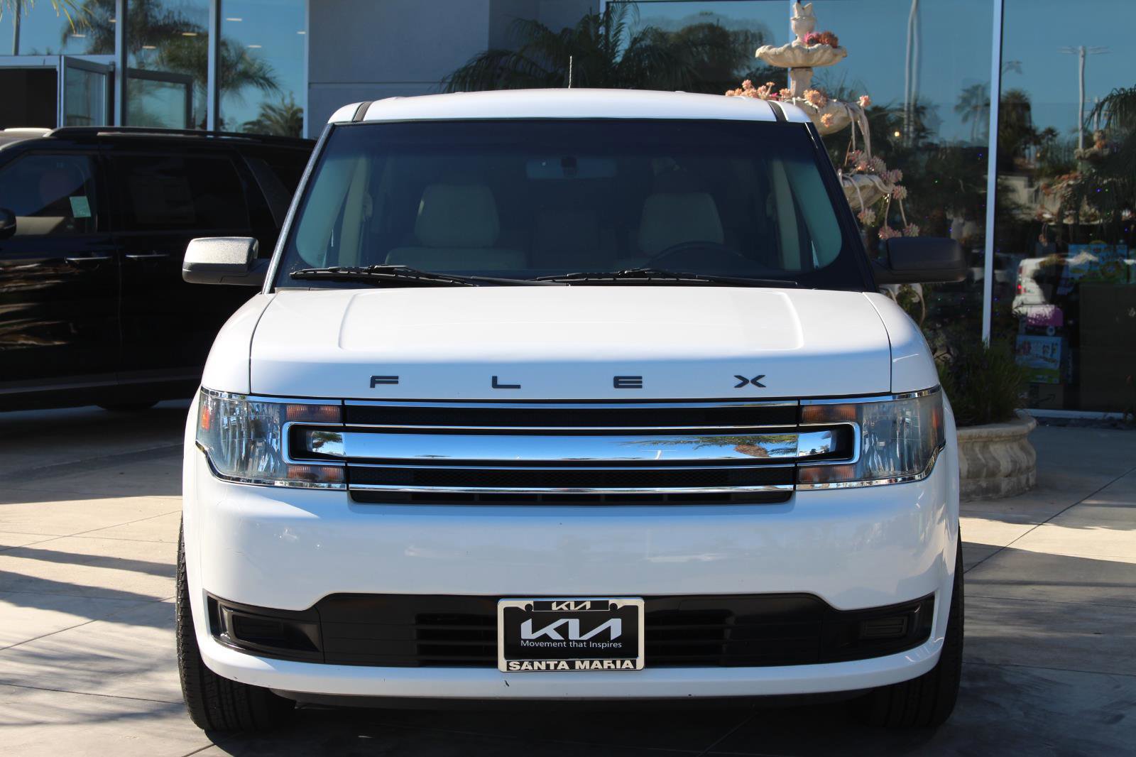 Used 2018 Ford Flex SE image 4